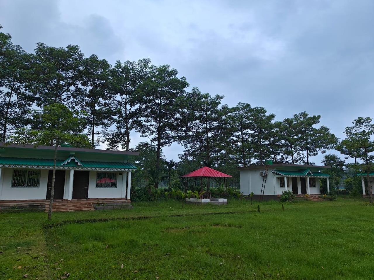 Jaldapara Eco Resorts By Stayapart Madari Hat Eksteriør billede
